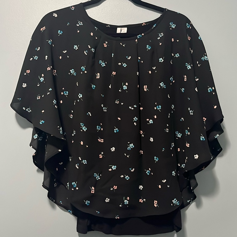 Black top with flower patter